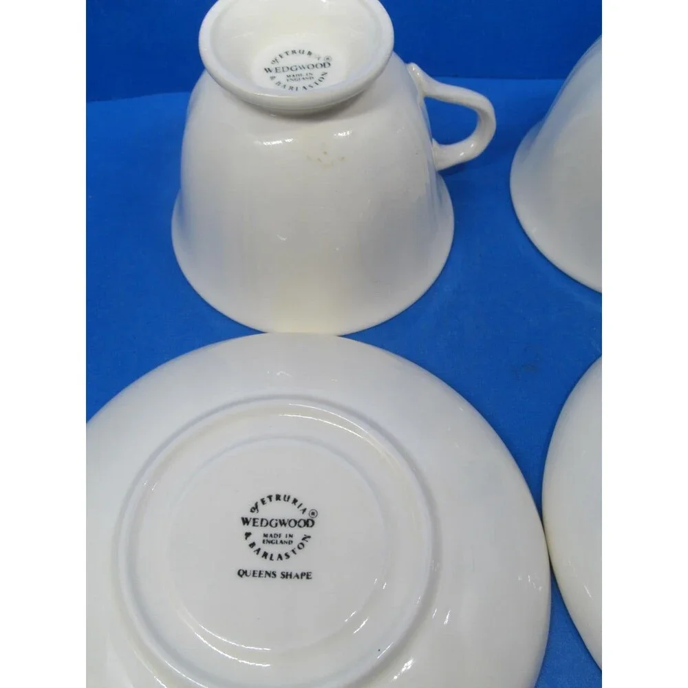 Wedgwood Of Etruria And Barlaston Queens Shape Set Of 2 Cups With Saucers VGC